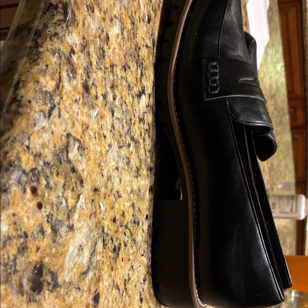 DV by Dolce Vita Black Loafers - Picture 7 of 7